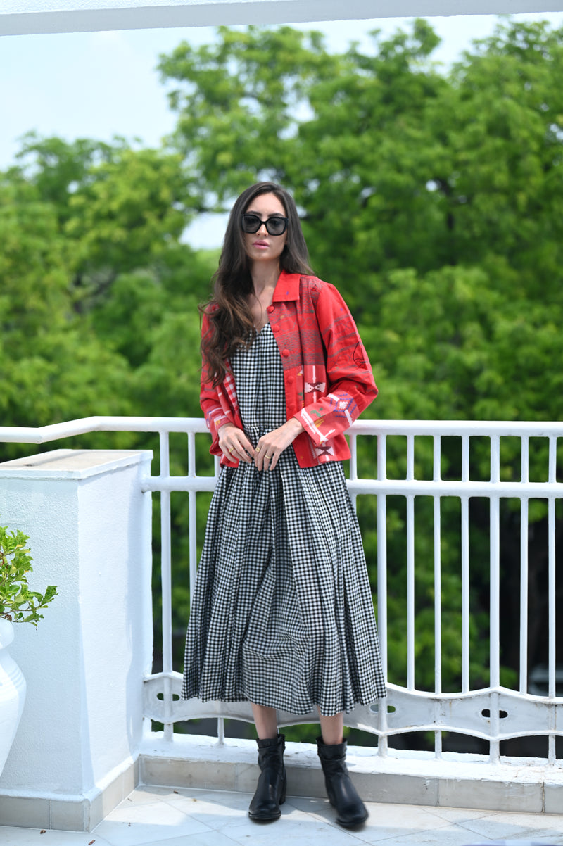 Effortlessly refined styles for celebrating